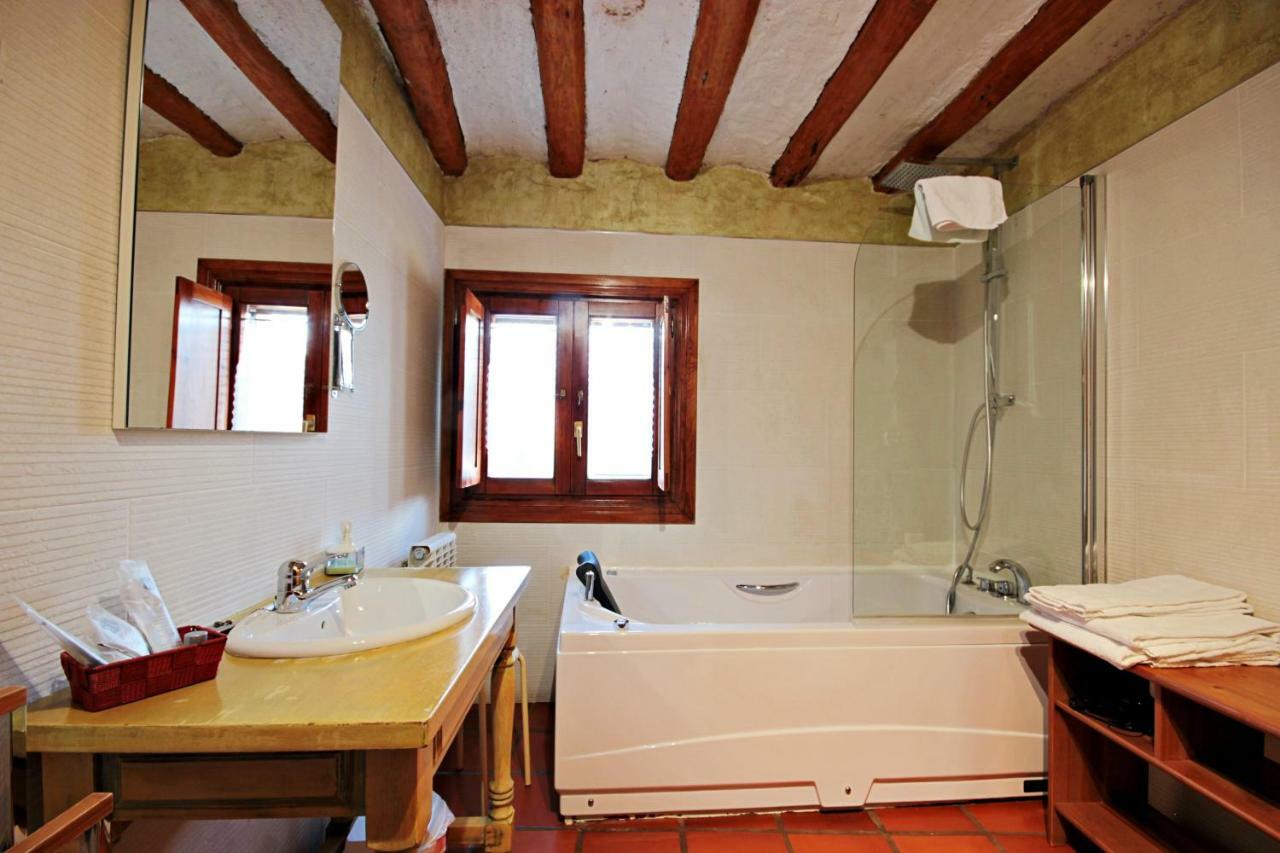 Clavijo Domitila Rooms מראה חיצוני תמונה
